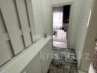 2-комнатная квартира, 64 м², 1/9 этаж, мкр Аккент 20 за 33 млн 〒 в Алматы, Алатауский р-н
