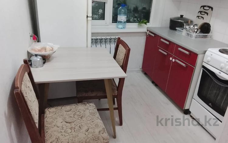 1-комнатная квартира · 37 м² · 4/5 этаж, мкр Юго-Восток за 13 млн ₸ в Караганде, Казыбек би р-н — фото 3