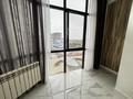 2-комнатная квартира · 53 м² · 4/8 этаж, мкр Нурсая, Абулхаир Хана 41 — Школа Binom за 300 000 ₸ в Атырау — фото 11