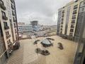 2-комнатная квартира · 53 м² · 4/8 этаж, мкр Нурсая, Абулхаир Хана 41 — Школа Binom за 300 000 ₸ в Атырау — фото 12