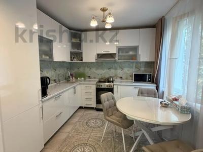 4-комнатная квартира · 84.5 м² · 2/5 этаж, Жастар 23 за 48 млн ₸ в Усть-Каменогорске