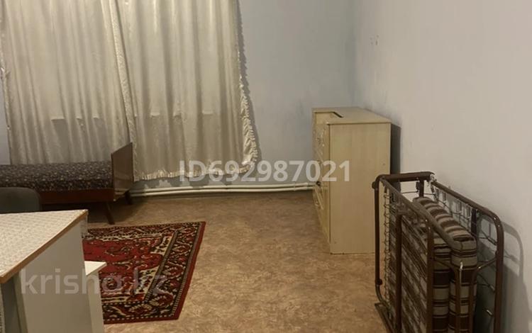 1-комнатная квартира · 30 м² · 1/3 этаж, Чаплина 20 — Уг ул Сырдарьинская 65 за 150 000 ₸ в Алматы, Медеуский р-н — фото 2