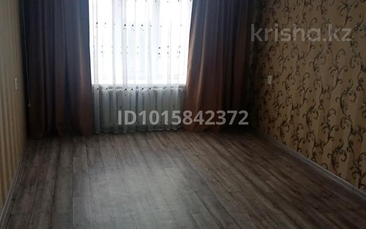 3-комнатная квартира · 63 м² · 5/5 этаж, 3мкр 10В — В центре города за 220 000 ₸ в Конаеве — фото 2