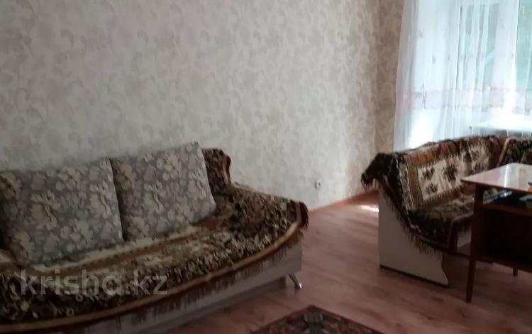 3-комнатная квартира · 60 м² · 2/3 этаж, Воинов-Интернационалистов 20 — Лободы за 200 000 ₸ в Караганде, Казыбек би р-н — фото 6