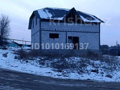 Отдельный дом · 5 комнат · 190 м² · 6 сот., мкр 13-й военный городок, Дегдар 1 — 11 линия за 20 млн ₸ в Алматы, Турксибский р-н