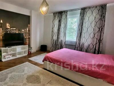 3-комнатная квартира · 76 м² · 4/5 этаж, мкр Думан-2, Халиулина — Болашак за 39.5 млн 〒 в Алматы, Медеуский р-н