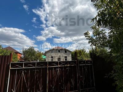 Жер үй мен саяжайлар в Западно-Казахстанской обл.: Жеке үй · 3 бөлме · 136 м², Казахстанская 25/2, бағасы: 200 000 〒 Жеке үй · 3 бөлме · 136 м², Казахстанская 25/2, бағасы: 200 000 〒 в Уральске