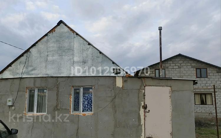 Жеке үй · 2 бөлме · 40 м² · 4 сот., мкр Мясокомбинат, бағасы: 3.5 млн ₸ в Уральске — фото 2