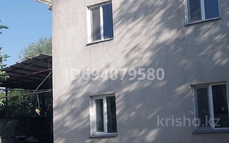 Отдельный дом · 9 комнат · 300 м² · 10 сот., мкр Думан-1 75 — ул. Морозова, угол ул. Карашаш за 95 млн 〒 в Алматы, Медеуский р-н — фото 2