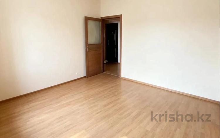1-комнатная квартира · 40 м² · 4/5 этаж, мкр Айнабулак-4 за 22.6 млн ₸ в Алматы, Жетысуский р-н — фото 2