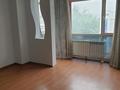 3-комнатная квартира · 94.6 м² · 3/9 этаж, мкр Мамыр-3 за 70 млн 〒 в Алматы, Ауэзовский р-н — фото 2