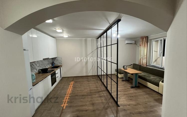 2-бөлмелі пәтер · 100 м² · 18/19 қабат, Брусиловского 159, бағасы: 60 млн ₸ в Алматы, Алмалинский р-н — фото 4