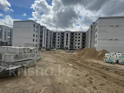 2-бөлмелі пәтер · 71.6 м², мкр. Алтын орда 355, бағасы: 15 млн ₸ в Актобе
