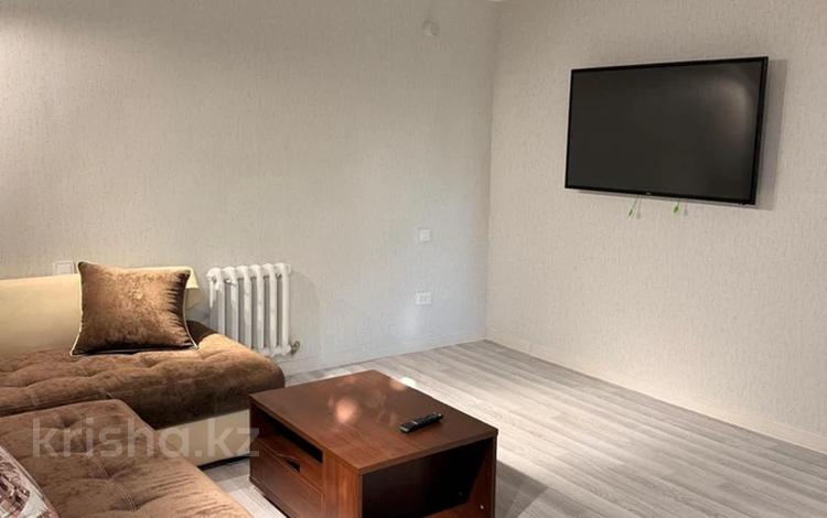Отдельный дом · 3 комнаты · 140 м² · 3 сот., Мотросова 50 — Проспект Абая ост Роща за 280 000 ₸ в Шымкенте, Абайский р-н — фото 2