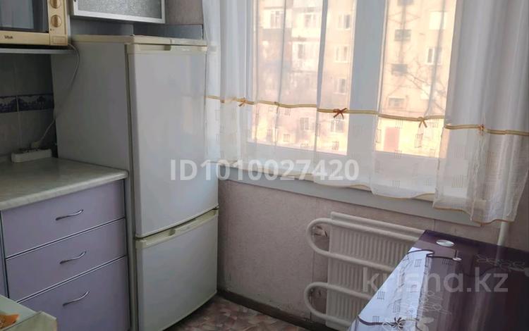 3-комнатная квартира · 47 м² · 3/5 этаж, Донентаева 40 за 12.5 млн ₸ в Аксу — фото 2