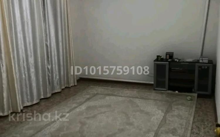1-комнатная квартира · 45 м² · 2/3 этаж, 8 Марта 1 за 9 млн ₸ в Актобе, жилой массив Жилянка — фото 2