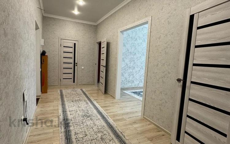 2-комнатная квартира · 73 м² · 1/9 этаж, мкр. Алтын орда, Мустафа Шокая 2В/2 за 28 млн ₸ в Актобе — фото 2