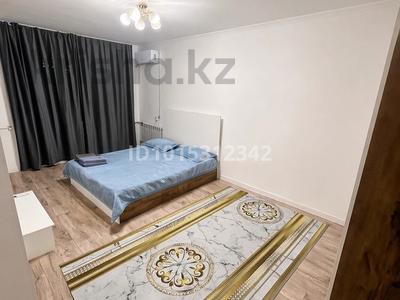 1-комнатная квартира · 30 м² · 1/5 этаж, Самал 37 — Алдабергенова конаева за 10 000 ₸ в Талдыкоргане, мкр Самал