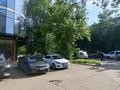 Свободное назначение, офисы, фитнес и спорт, медцентры и аптеки, образование, развлечения, конференц-залы, кабинеты и рабочие места, студии · 180 м² за 1.3 млн ₸ в Алматы, Алмалинский р-н — фото 4
