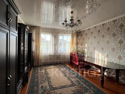Жеке үй · 3 бөлме · 60 м² · 12.7 жүзд., Абзал 11 — Сағзавод, бағасы: 10.5 млн ₸ в Шу