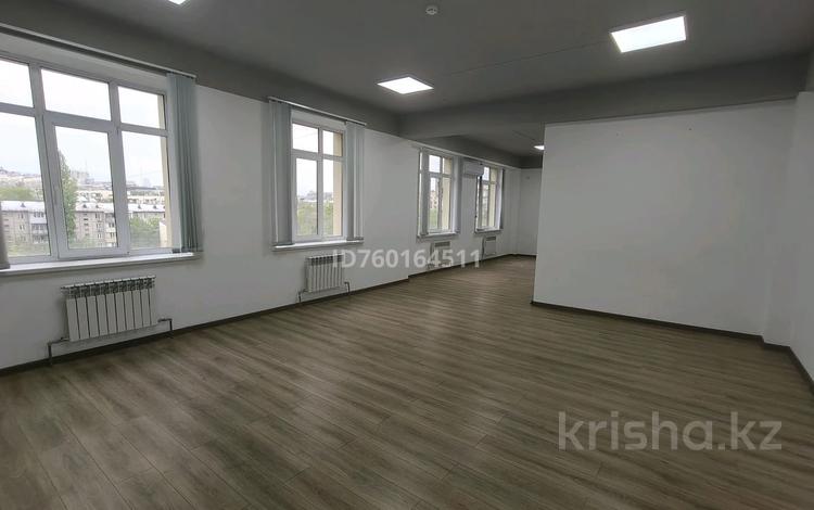 Офисы · 70 м² за 560 000 ₸ в Алматы, Медеуский р-н — фото 21