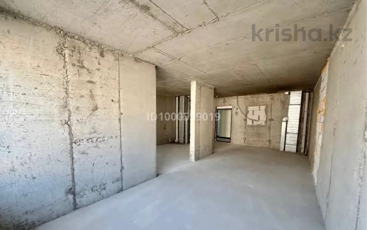 2-бөлмелі пәтер · 58 м² · 13/17 қабат, Утепова 31, бағасы: 41 млн ₸ в Алматы, Бостандыкский р-н — фото 2