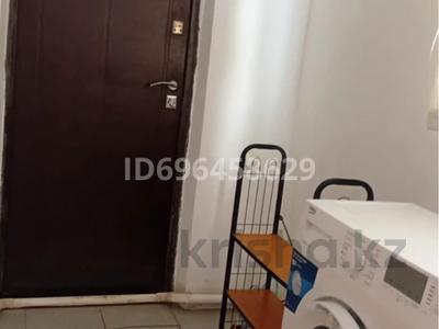 Отдельный дом · 1 комната · 80 м², Жамбыл 63 — Остановка осипенко за 80 000 ₸ в Атырау