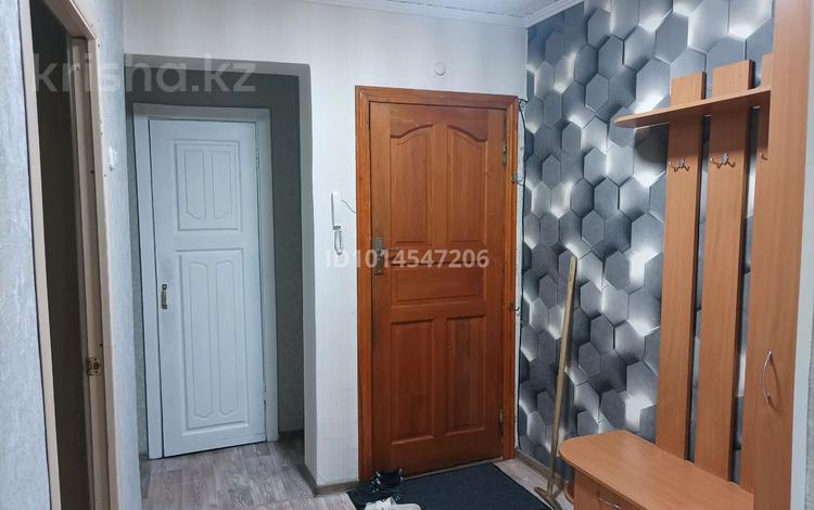 3-комнатная квартира · 56 м² · 5/5 этаж, Бурова 41 — Рядом поликлиника √2 за 280 000 ₸ в Усть-Каменогорске — фото 2