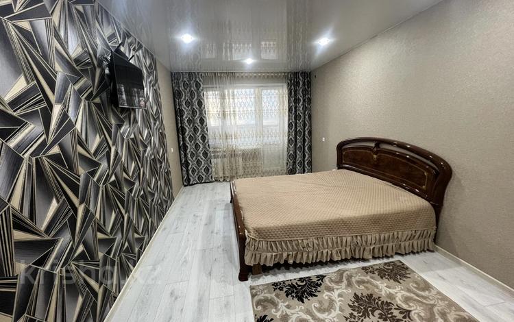 1-бөлмелі пәтер · 40 м² · 1/9 қабат, 11 ш/а. 82, бағасы: 8 000 ₸ в Актобе, мкр 11 — фото 2
