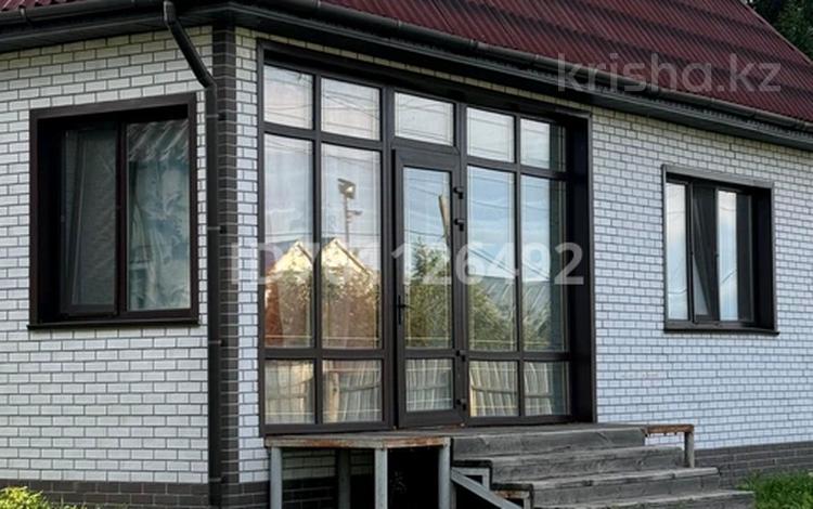 Отдельный дом · 4 комнаты · 131.4 м² · 16.0324 сот., Новая 19 за 27 млн 〒 в Петерфельде — фото 2