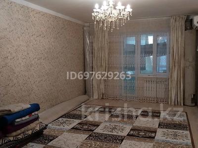 3-бөлмелі пәтер, 80 м², 5/9 қабат ай сайын, мкр. Зачаганск пгт, Мункелуы — Аграрно Технический Университет, бағасы: 200 000 〒 в Уральске, мкр. Зачаганск пгт