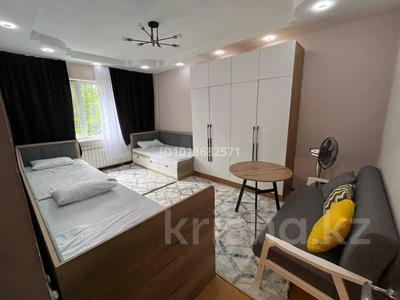 3 комнаты · 70 м² · 3/8 этаж, Панфилова 83 83 за 75 000 ₸ в Алматы