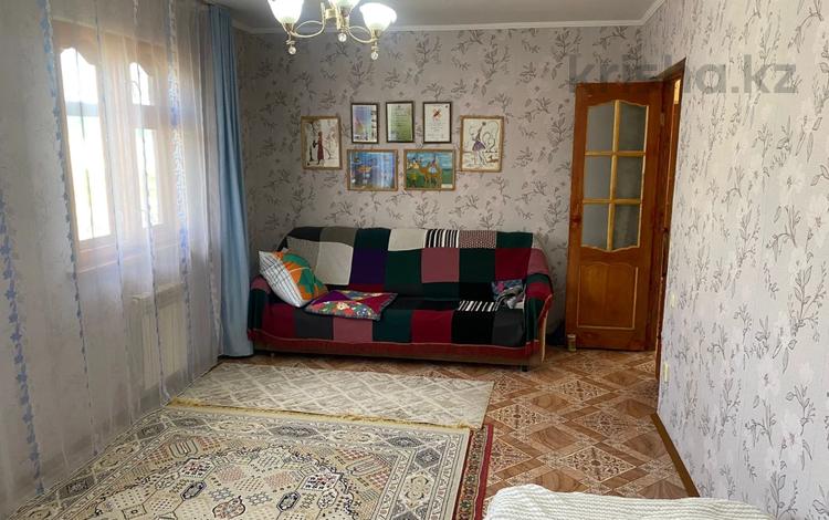 Отдельный дом · 3 комнаты · 98.4 м² · 6 сот., Жарокова — Караш за 23 млн 〒 в Уральске — фото 2