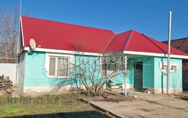 Отдельный дом · 2 комнаты · 58 м² · 4 сот., Центральная 9 — Ул.Бағбан и ул.Центральная за 19 млн ₸ в Уральске — фото 2