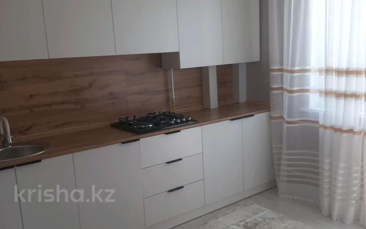 2-комнатная квартира · 60 м² · 4/9 этаж, мкр Нурсат 133 за 180 000 ₸ в Шымкенте, Каратауский р-н — фото 2