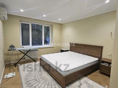 2-бөлмелі пәтер · 64 м² · 2/5 қабат, Жарокова 167 — Сатпаева, бағасы: 57 млн ₸ в Алматы, Бостандыкский р-н
