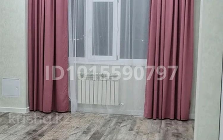 3-комнатная квартира · 110 м² · 8/9 этаж, 17-й мкр 95 за 300 000 ₸ в Актау — фото 2