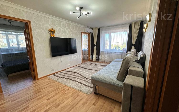 4-комнатная квартира · 60 м² · 4/5 этаж, Локомотивная 141 за 12.5 млн ₸ в Караганде, Алихана Бокейханова р-н — фото 2