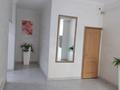 2-комнатная квартира · 79 м² · 8/16 этаж, мкр Самал-1 9/2 — Жолдасбекова за 24 999 ₸ в Алматы, Медеуский р-н — фото 7