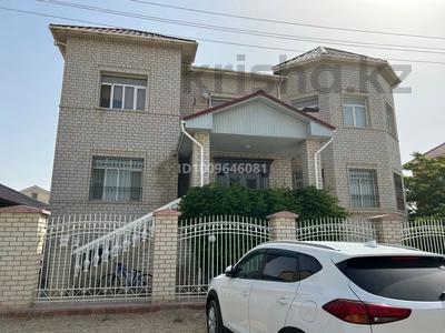 Отдельный дом · 10 комнат · 555 м² · 11 сот., мкр "Шыгыс 3" 44 за 180 млн 〒 в Актау, мкр "Шыгыс 3"