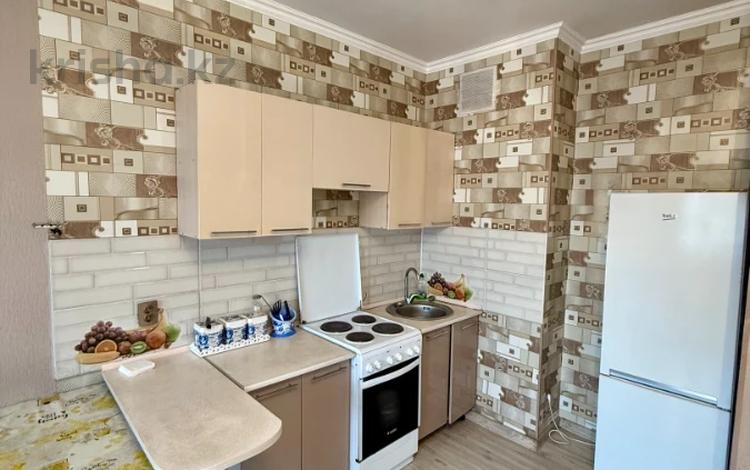 2-комнатная квартира · 40 м² · 5/10 этаж, мкр Аксай-1 — Хабарласыңыздар за 35 млн ₸ в Алматы, Ауэзовский р-н — фото 2