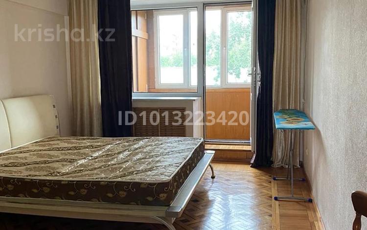 3-комнатная квартира · 69 м² · 5/5 этаж, Жарокова 91 за 430 000 ₸ в Алматы, Алмалинский р-н — фото 2