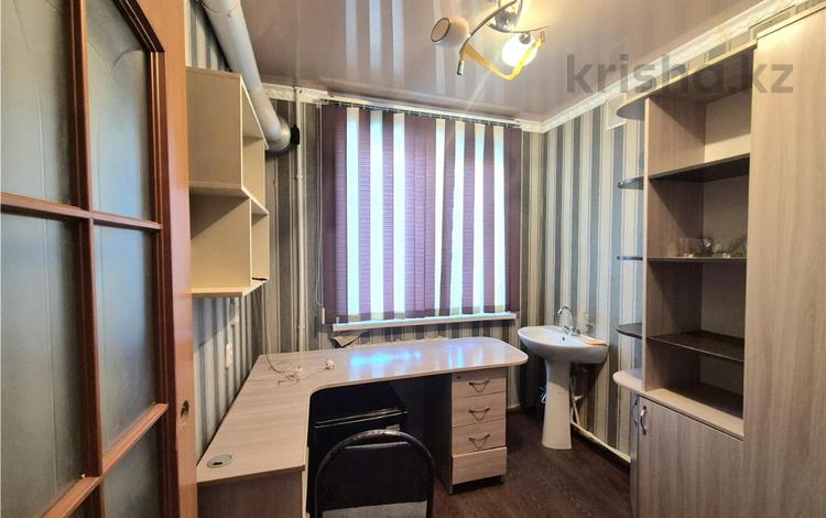 Свободное назначение, салоны красоты · 61 м² за 17 млн ₸ в Темиртау — фото 10