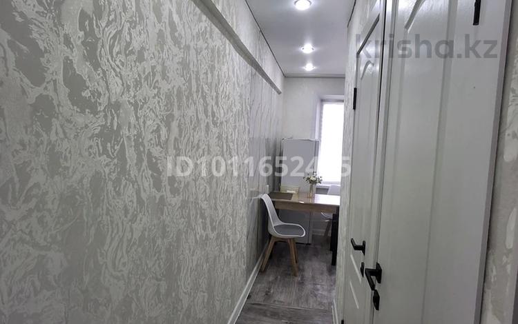 3-комнатная квартира · 58 м² · 2/5 этаж, Сабитова 24 за 15 млн ₸ в Балхаше — фото 2