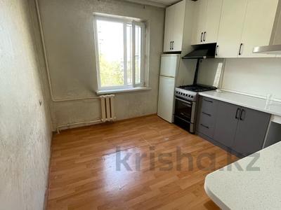 Продажа квартир в Алматы: 2-комнатная квартира · 52 м² · 3/5 этаж, мкр Аксай-4 за ~ 33.2 млн 〒 2-комнатная квартира · 52 м² · 3/5 этаж, мкр Аксай-4 за ~ 33.2 млн 〒 в Алматы, Ауэзовский р-н