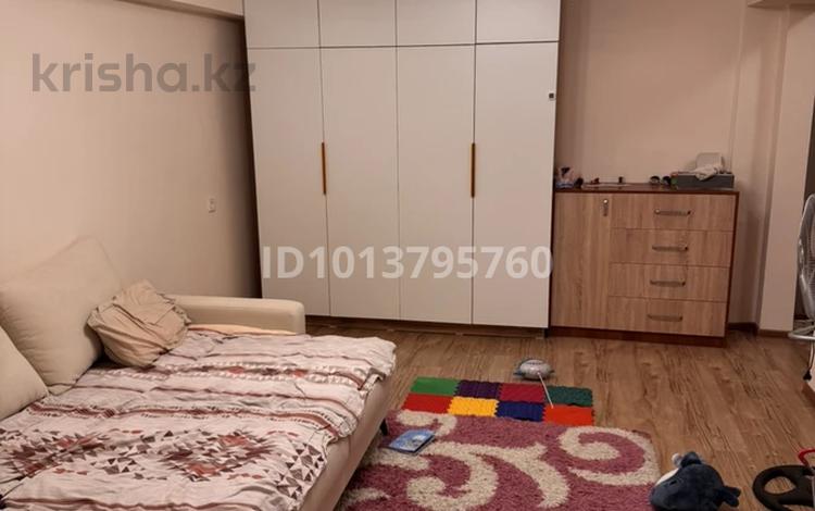 1-бөлмелі пәтер · 34 м² · 5/5 қабат, Райымбека 206, бағасы: 250 000 ₸ в Алматы, Алмалинский р-н — фото 2