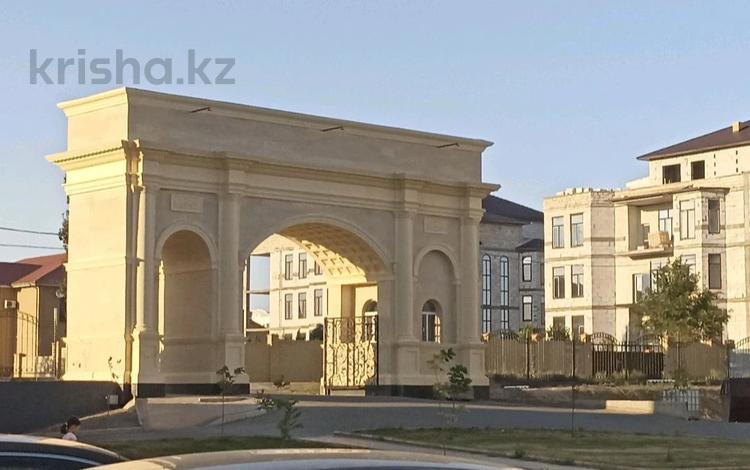 3-комнатная квартира · 161.4 м² · 4/4 этаж, 2 84 за 63 млн 〒 в Атырау, мкр Авангард-3 — фото 2