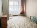 2-комнатная квартира · 60 м² · 1/9 этаж, Самал за 140 000 ₸ в Уральске — фото 2