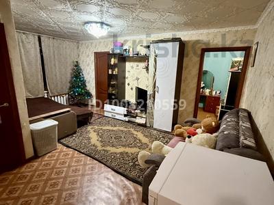3-бөлмелі пәтер · 41.5 м² · 1/4 қабат, Ульяновская, бағасы: 7.6 млн ₸ в Усть-Каменогорске
