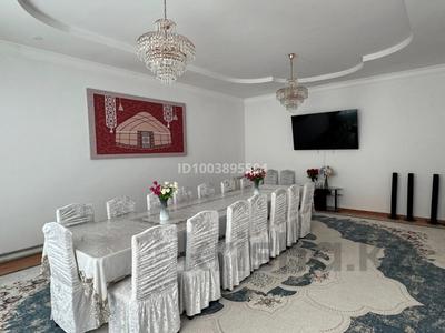 Отдельный дом · 8 комнат · 362 м² · 22 сот., Бердихан Карайшыкулы 27 — Море за 40 млн 〒 в С.шапагатовой